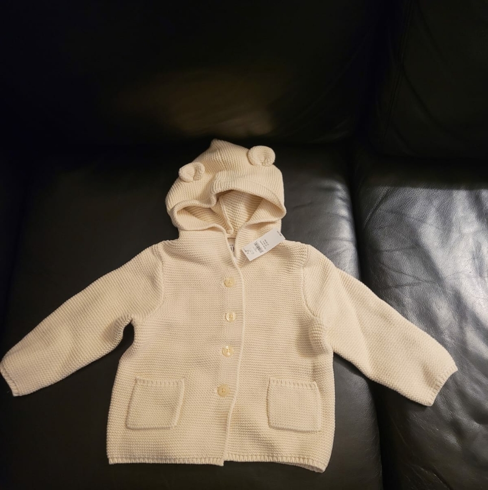 Baby Gap Brannan Bear Hooded Sweater Baby size 18 to 24 months NWT